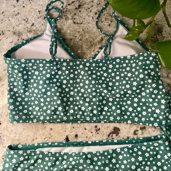 SHEIN Green Floral Swimsuit - Picture 4 of 7